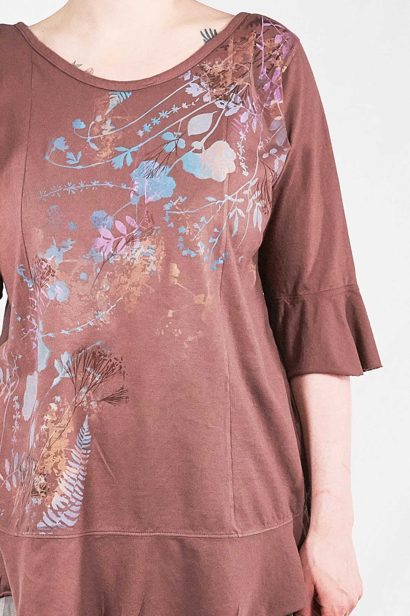 1562 Flounce Tee Treehouse-P