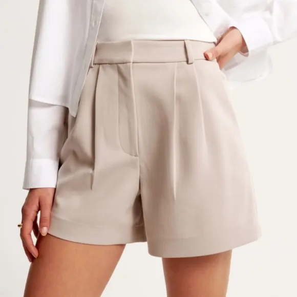 Abercrombie &amp; Fitch Sloane High Rise Shorts