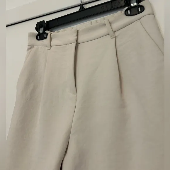 Abercrombie &amp; Fitch Sloane High Rise Shorts