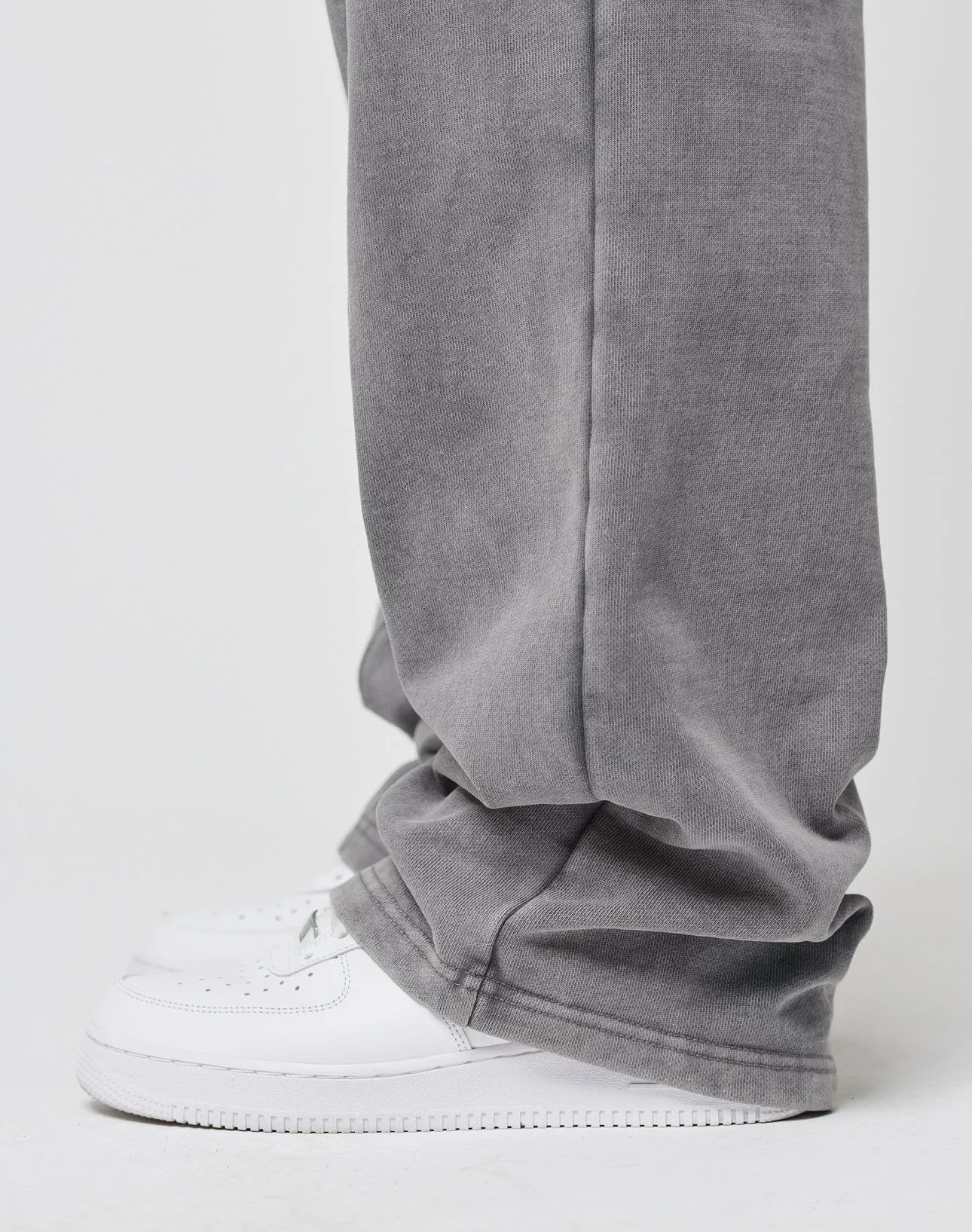 Basic Wide Jogger