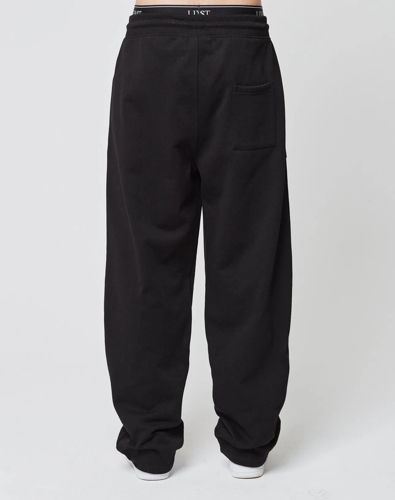 Basic Wide Jogger