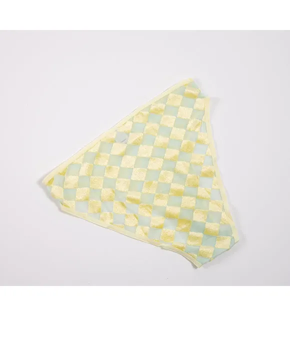 Bell pants in hewa yellow shiny velours