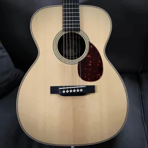Collings OM2H T with Old Growth Sitka Spruce Top