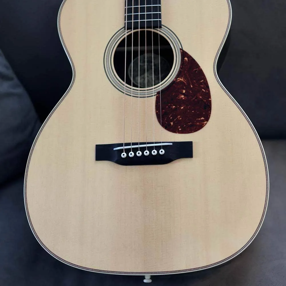 Collings OM2H T with Old Growth Sitka Spruce Top