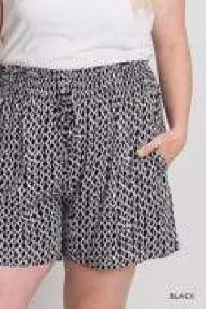 Crinkle Detailed Waist Shorts - Black