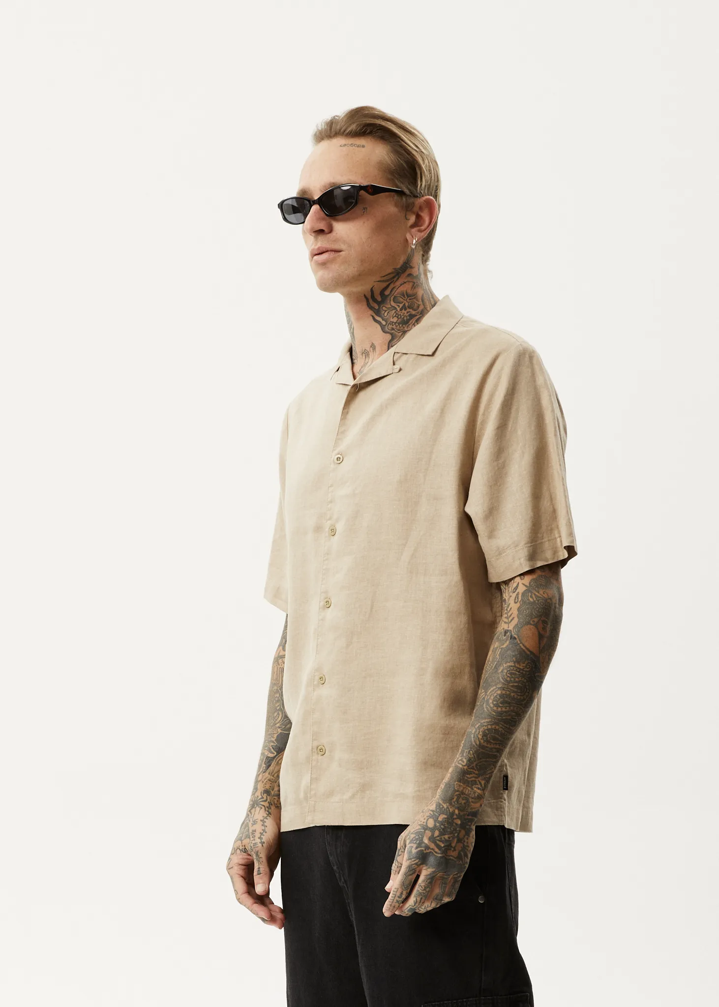 DAILY - HEMP CUBAN SHORT SLEEVE SHIRT - TAUPE