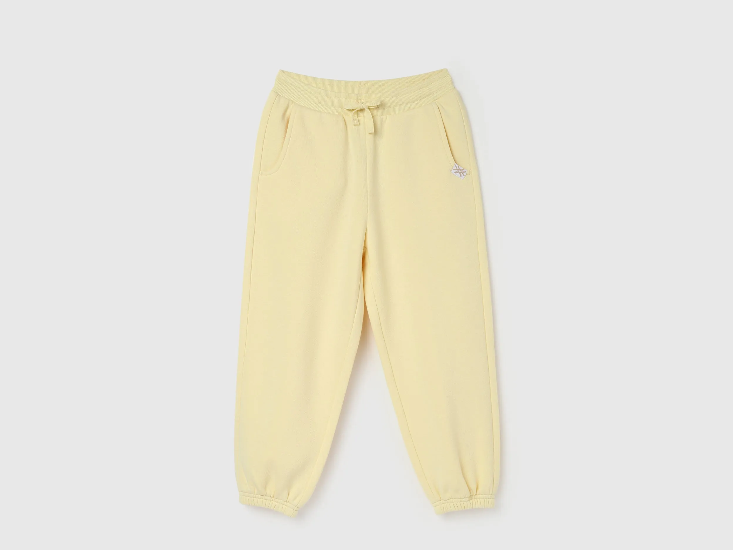 Girl's Solid Regular Fit Joggers
