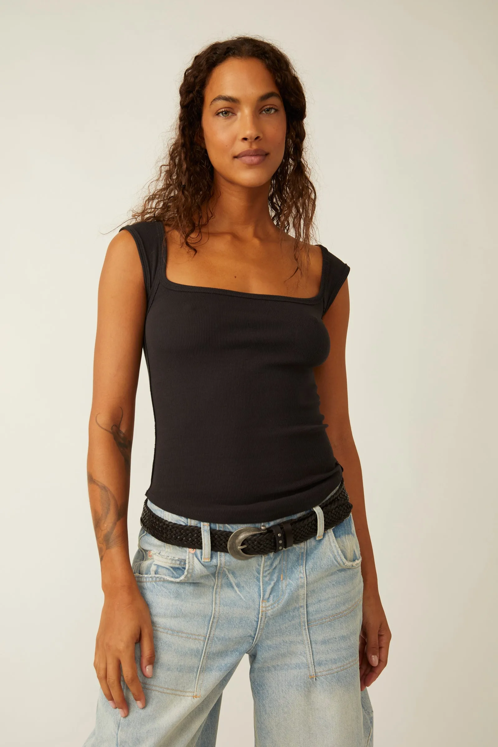 HUMMINGBIRD TEE