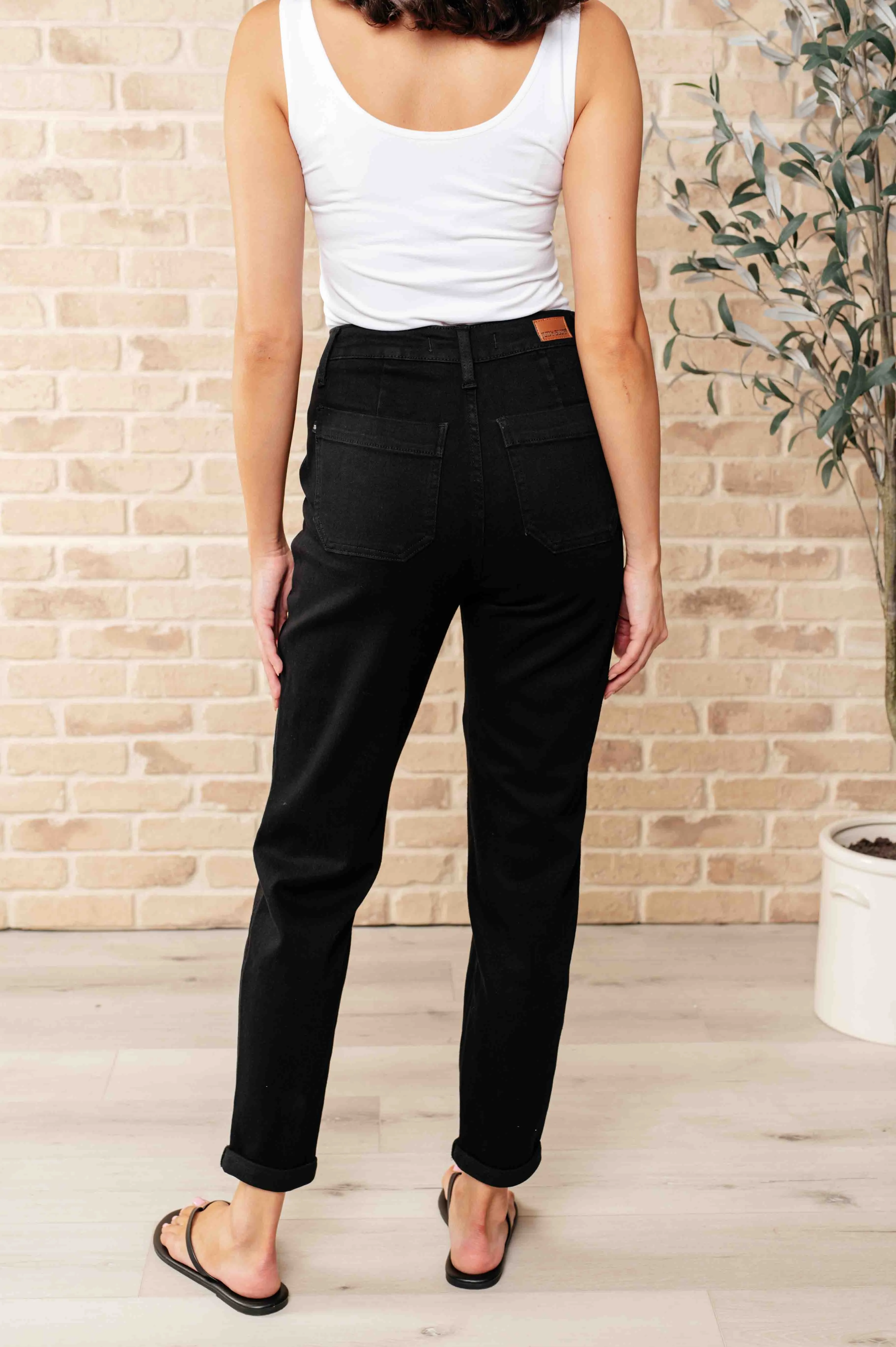 Judy Blue Double-Cuff Joggers in Black