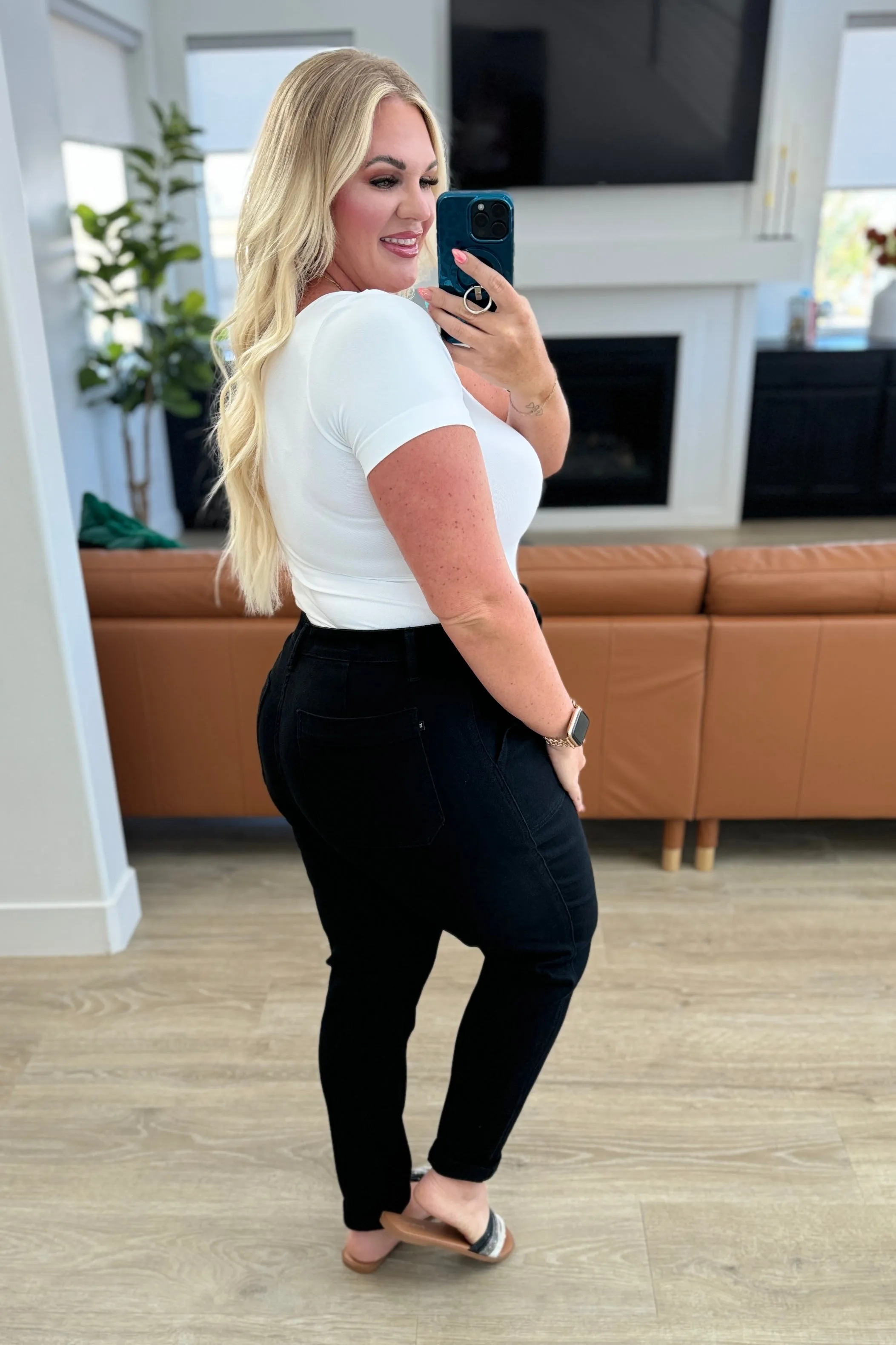 Judy Blue Double-Cuff Joggers in Black