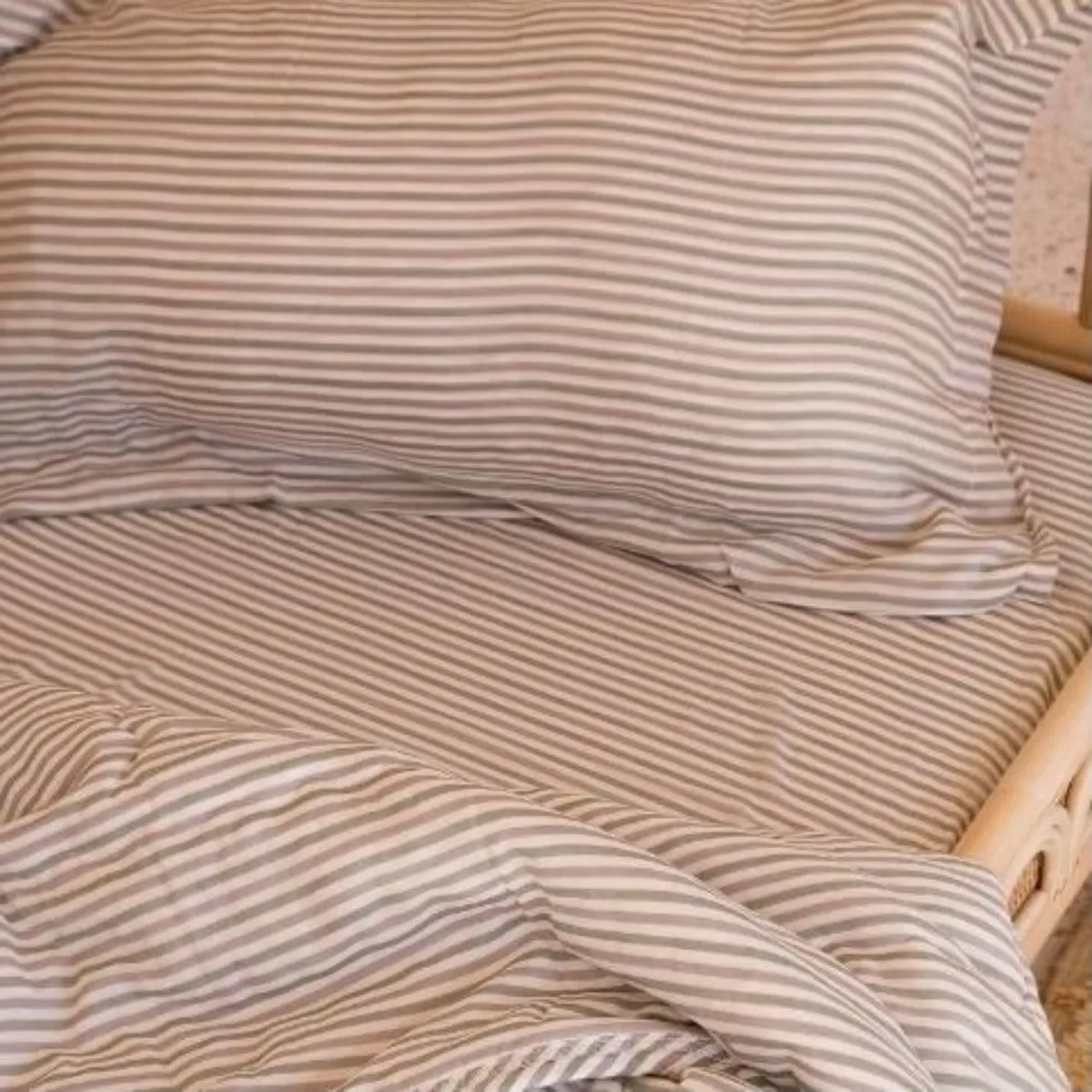 Kids Bunk Quilt and Sham - Sage and Grey Stripe
