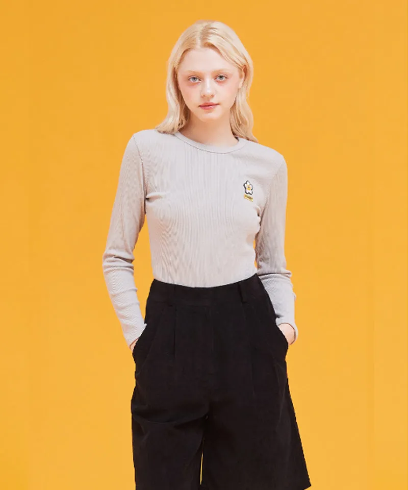 MACKY Golf: Daisy Patch Slim T-Shirt - Beige