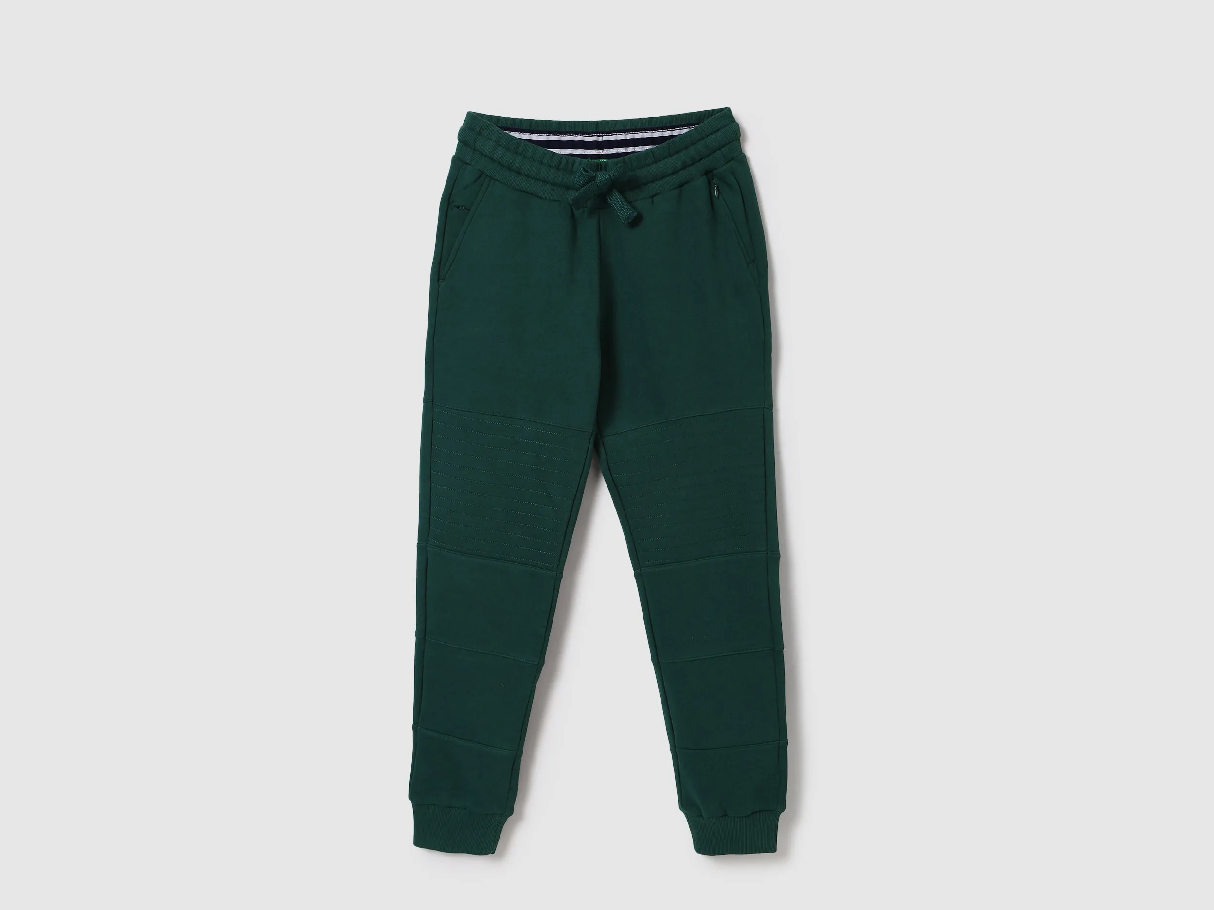 Men Solid Regular Fit Jogger