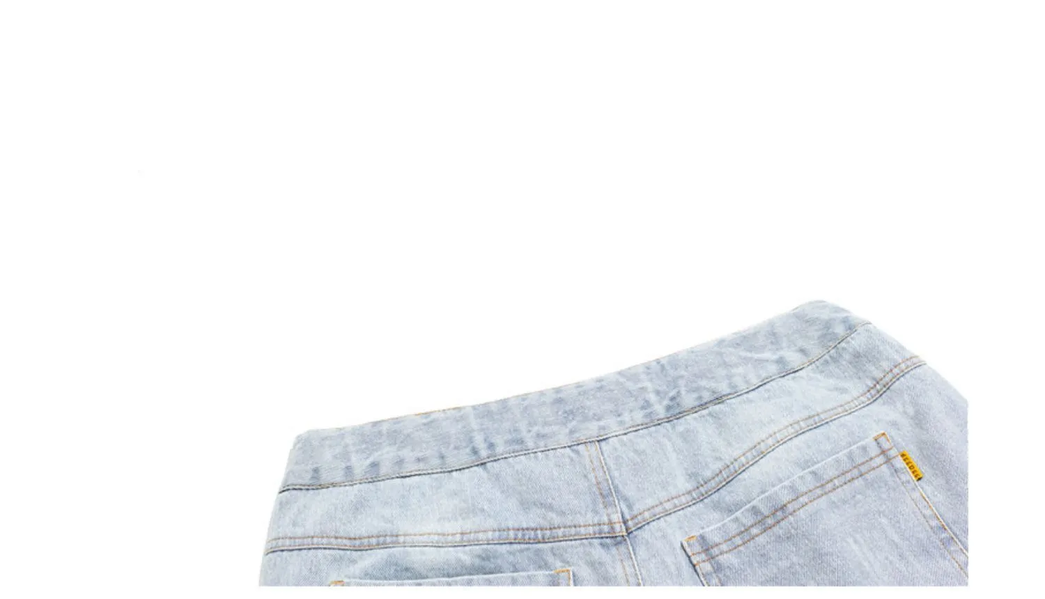 Men's loose denim shorts