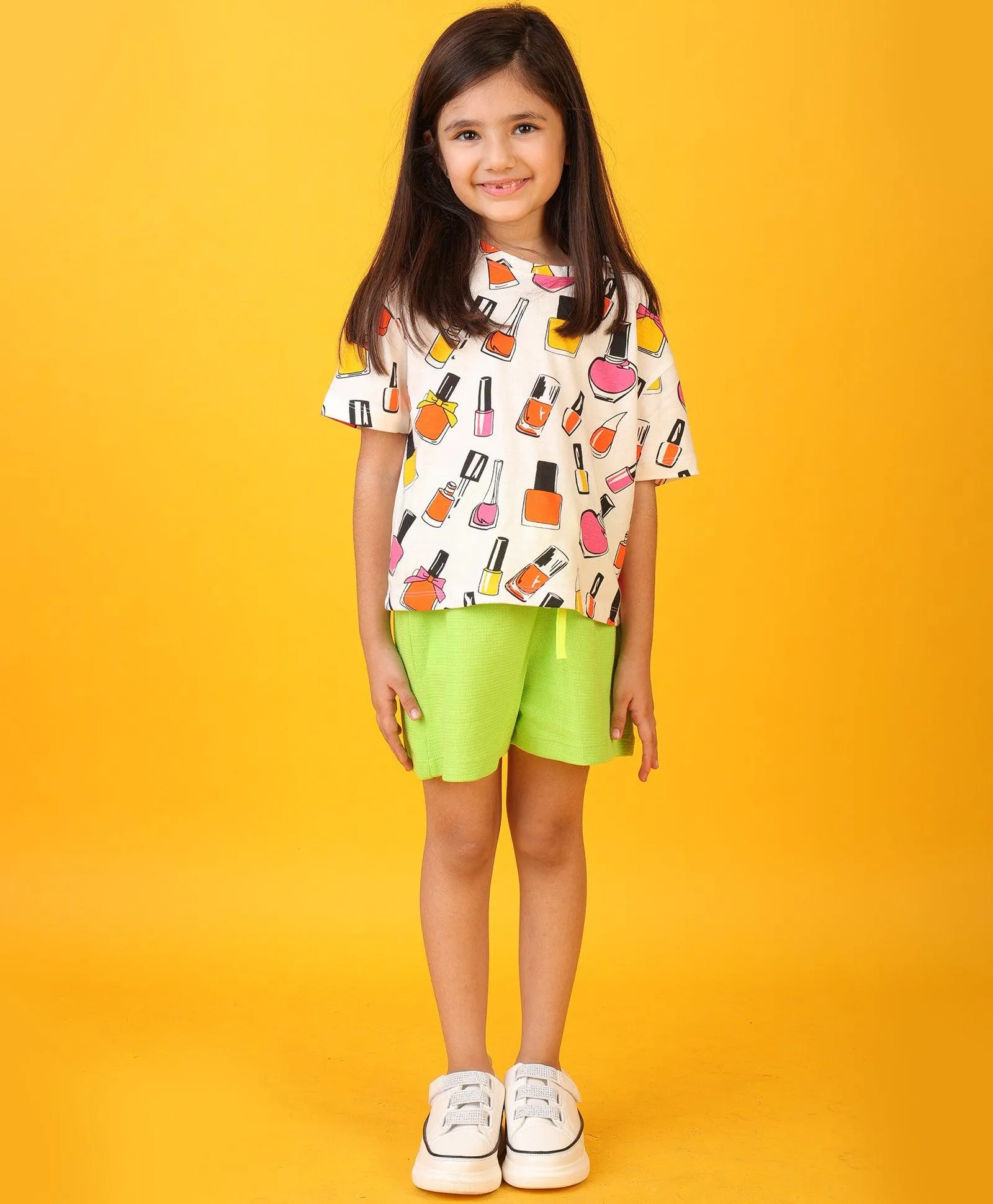 NAIL PAINT LIME GREEN TEXTURE GIRLS SHORTS SET - WHITE/LIME