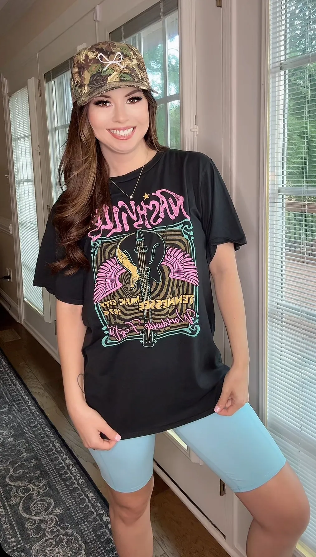 Nashville Graphic Tee