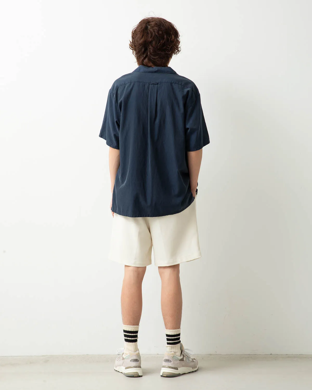 NEAT CHINO SHORTS