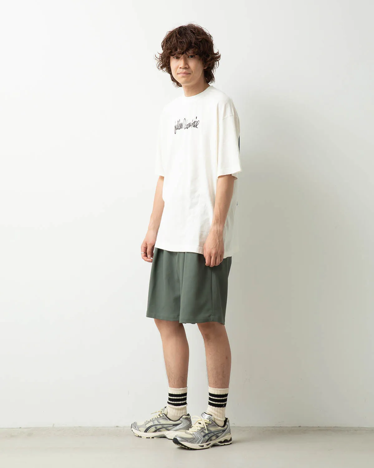 NEAT CHINO SHORTS
