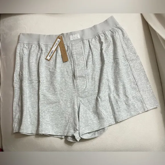 NWT Skims Boyfriend Loose Boxer Shorts Light Heather Grey Size M