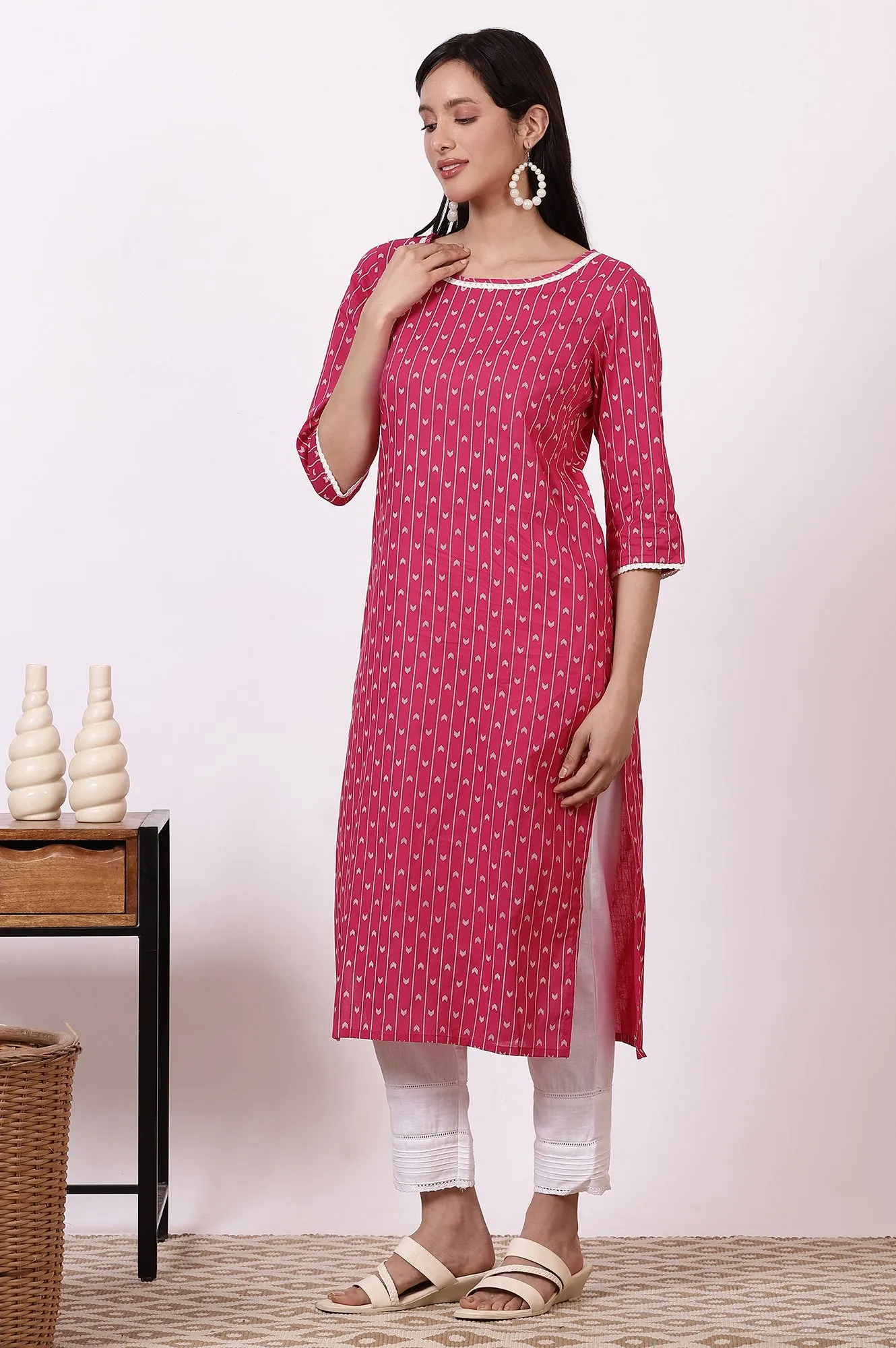 Pink Geometric Printed Pure Cotton Straight Kurta, Leggings and Dupatta Set