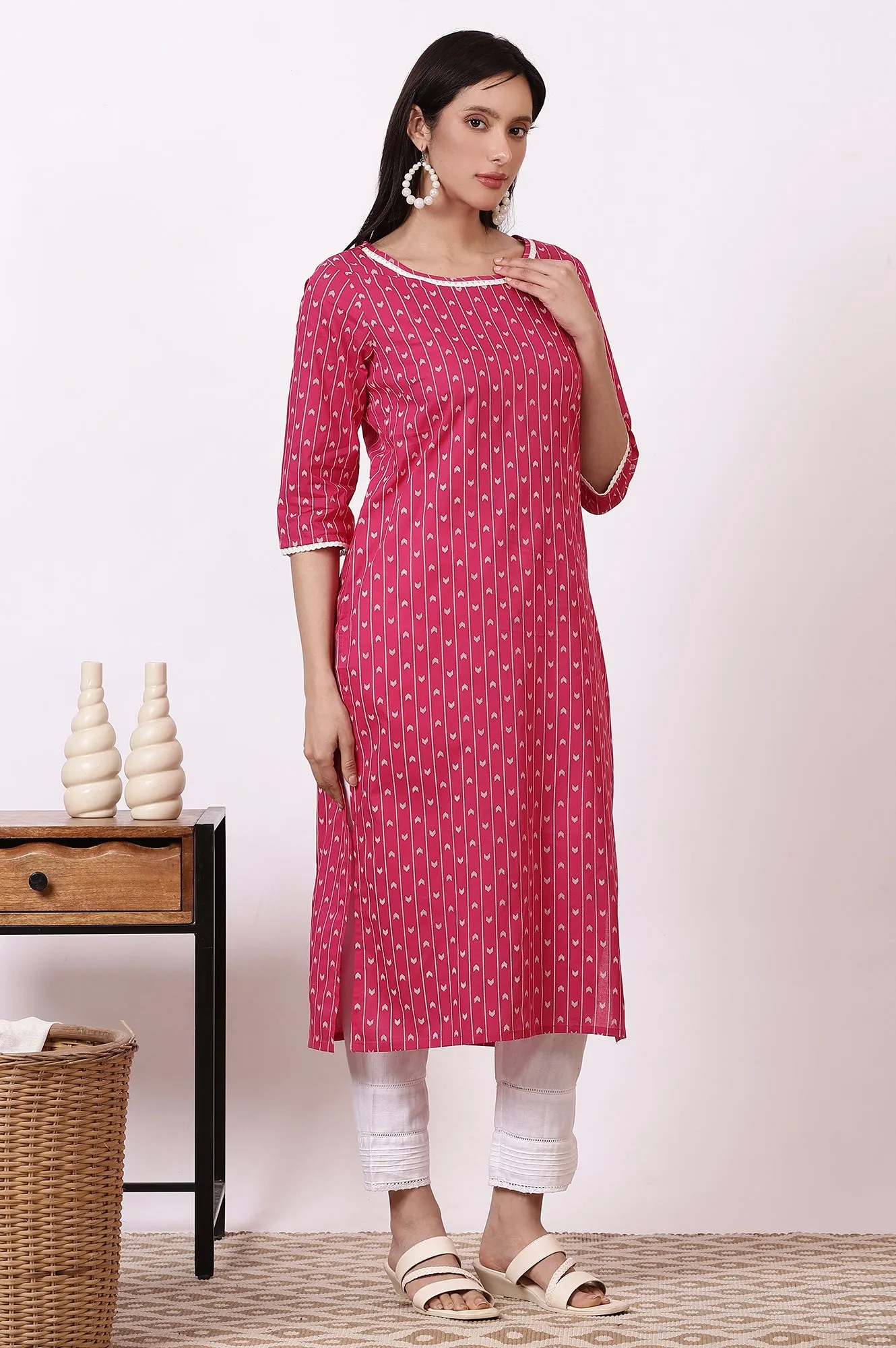 Pink Geometric Printed Pure Cotton Straight Kurta, Leggings and Dupatta Set