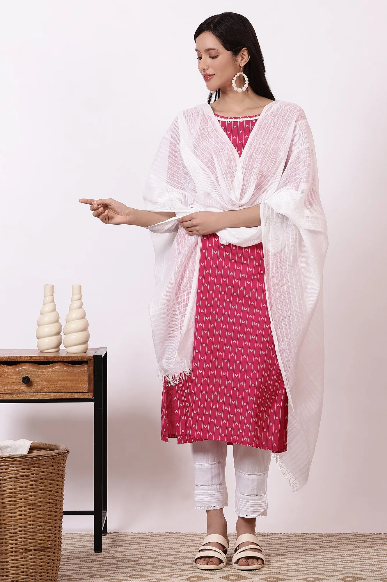 Pink Geometric Printed Pure Cotton Straight Kurta, Leggings and Dupatta Set