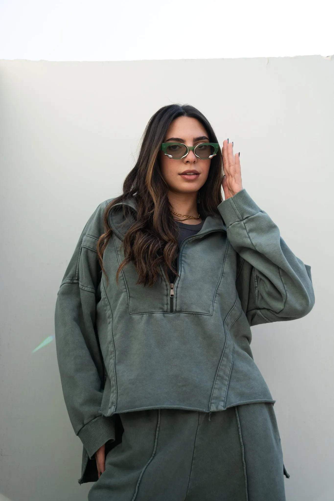 RUSSIAN WASHED SWEATSHIRT