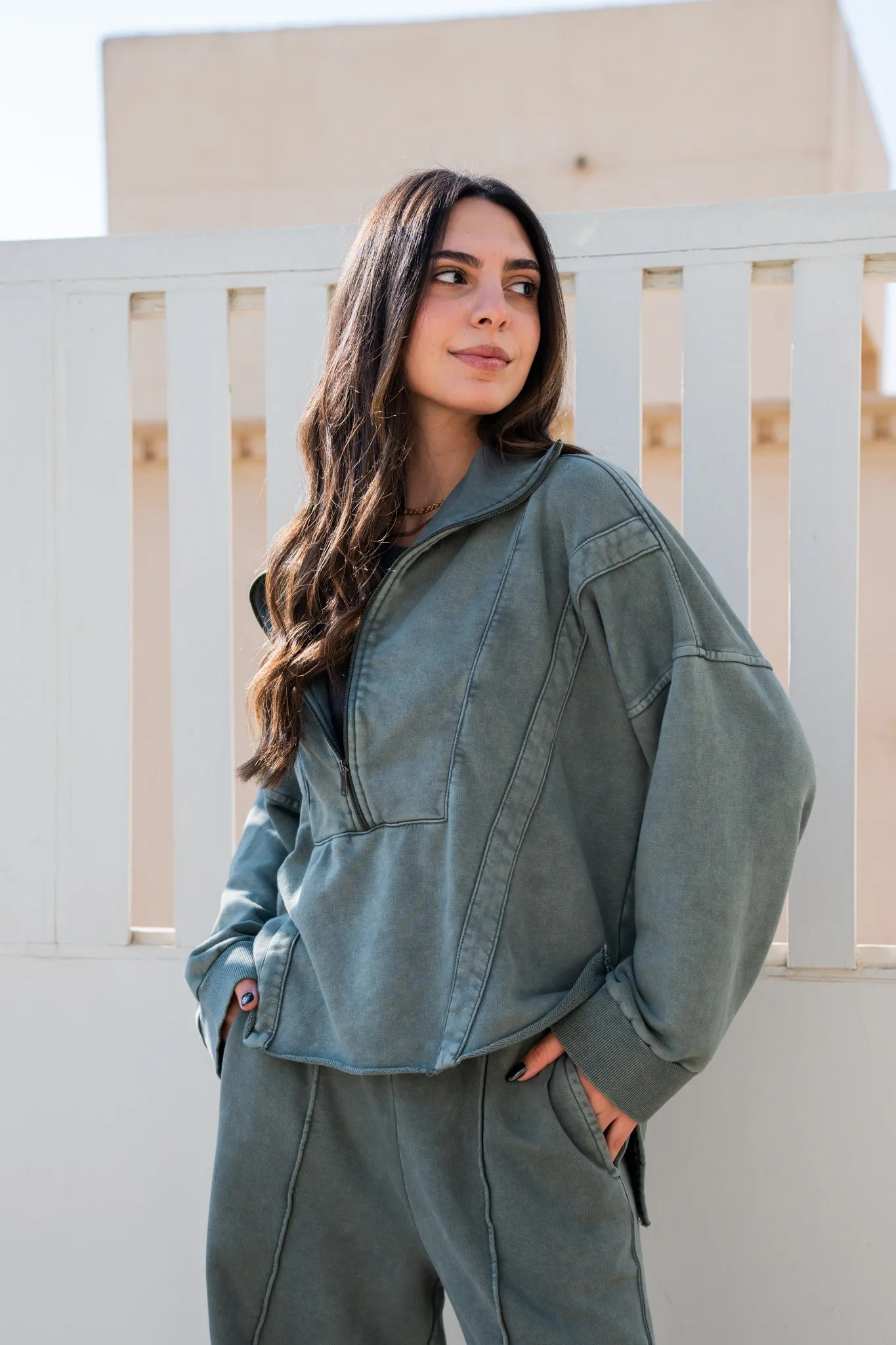 RUSSIAN WASHED SWEATSHIRT