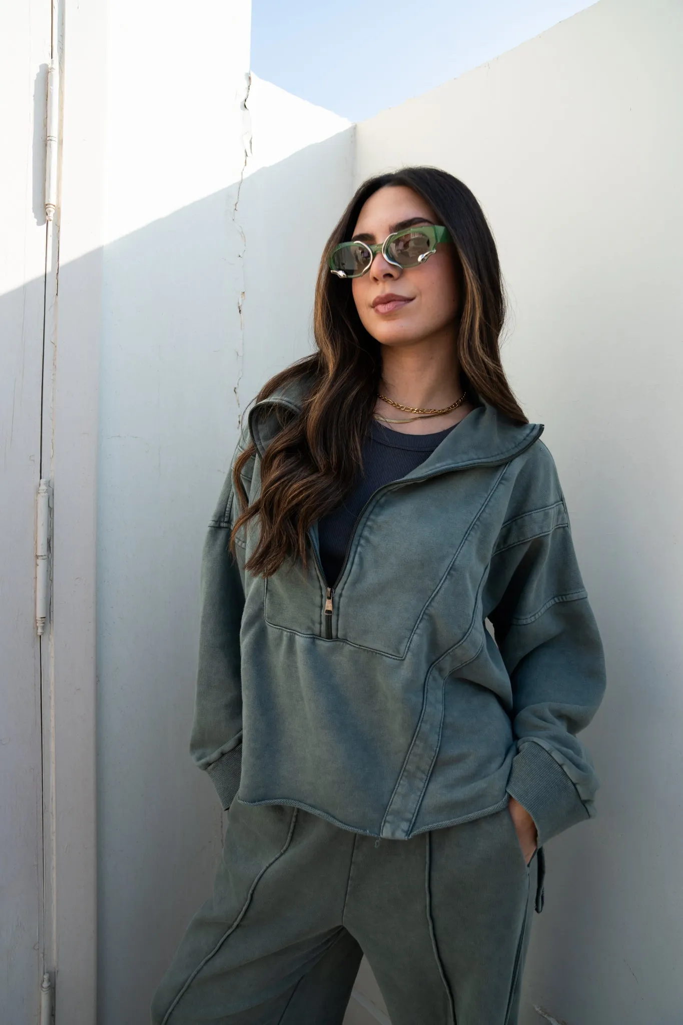 RUSSIAN WASHED SWEATSHIRT