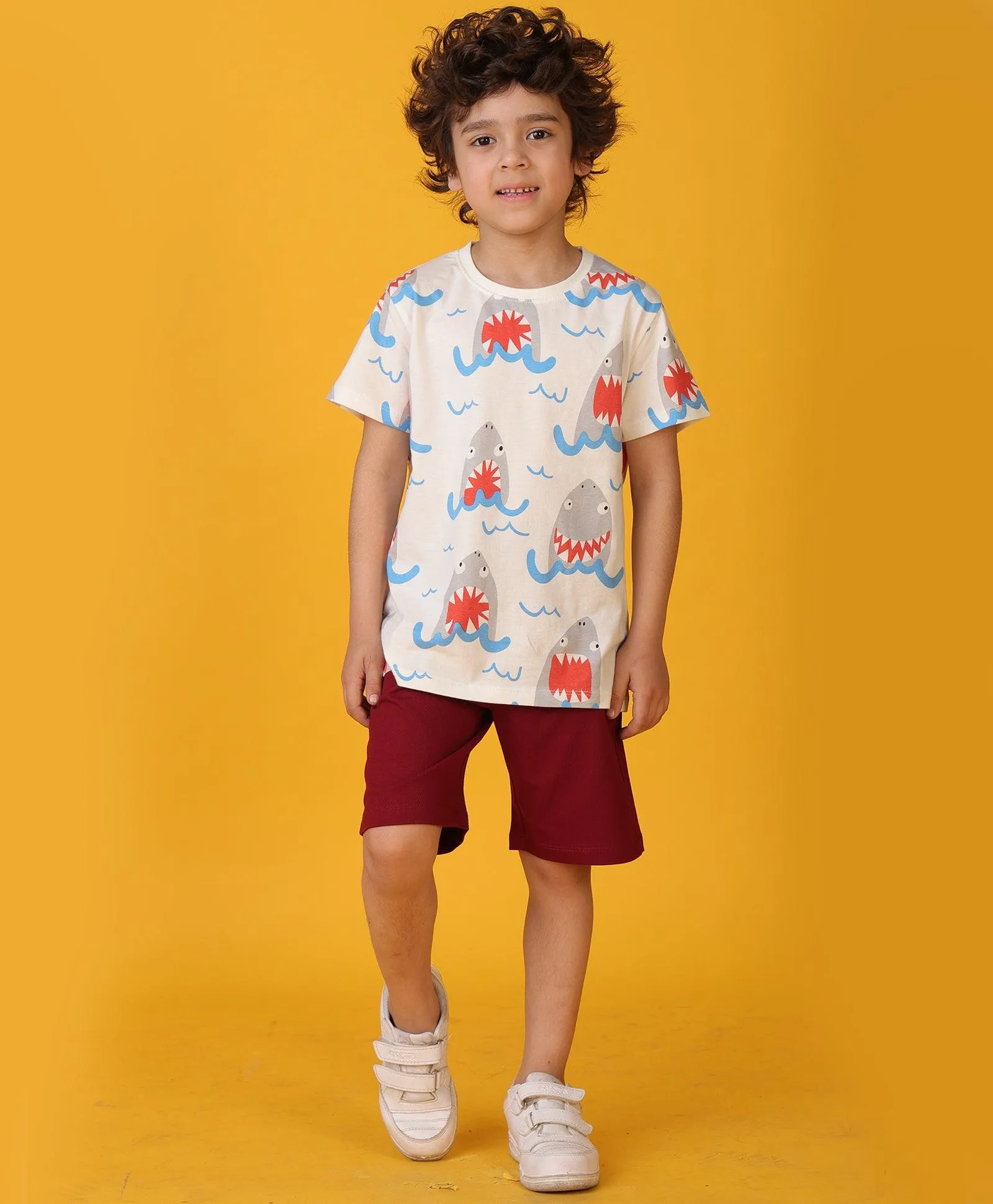 SHARK RED BOYS SHORTS SET - WHITE/RED
