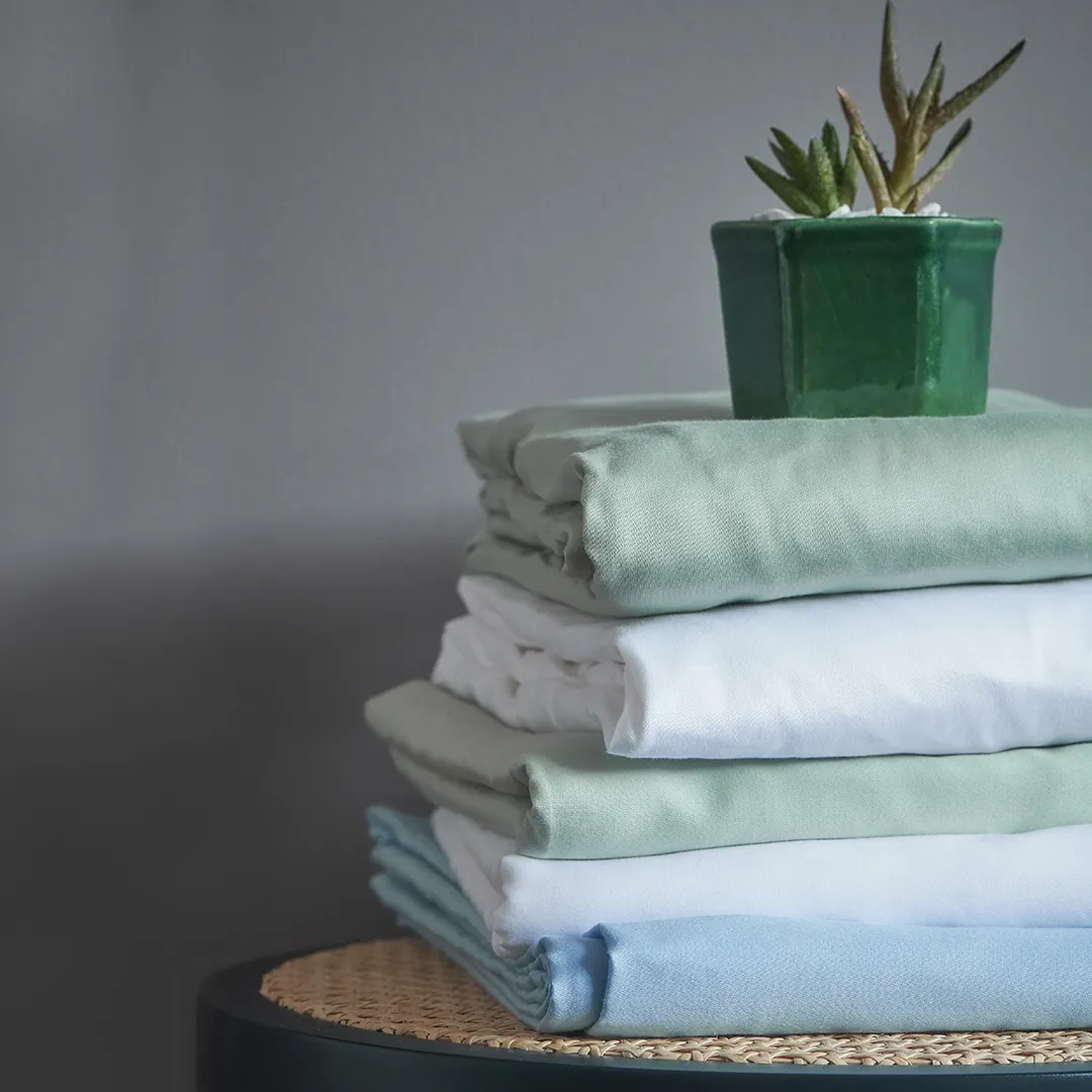 Siesta Sateen Bed Sheets Set