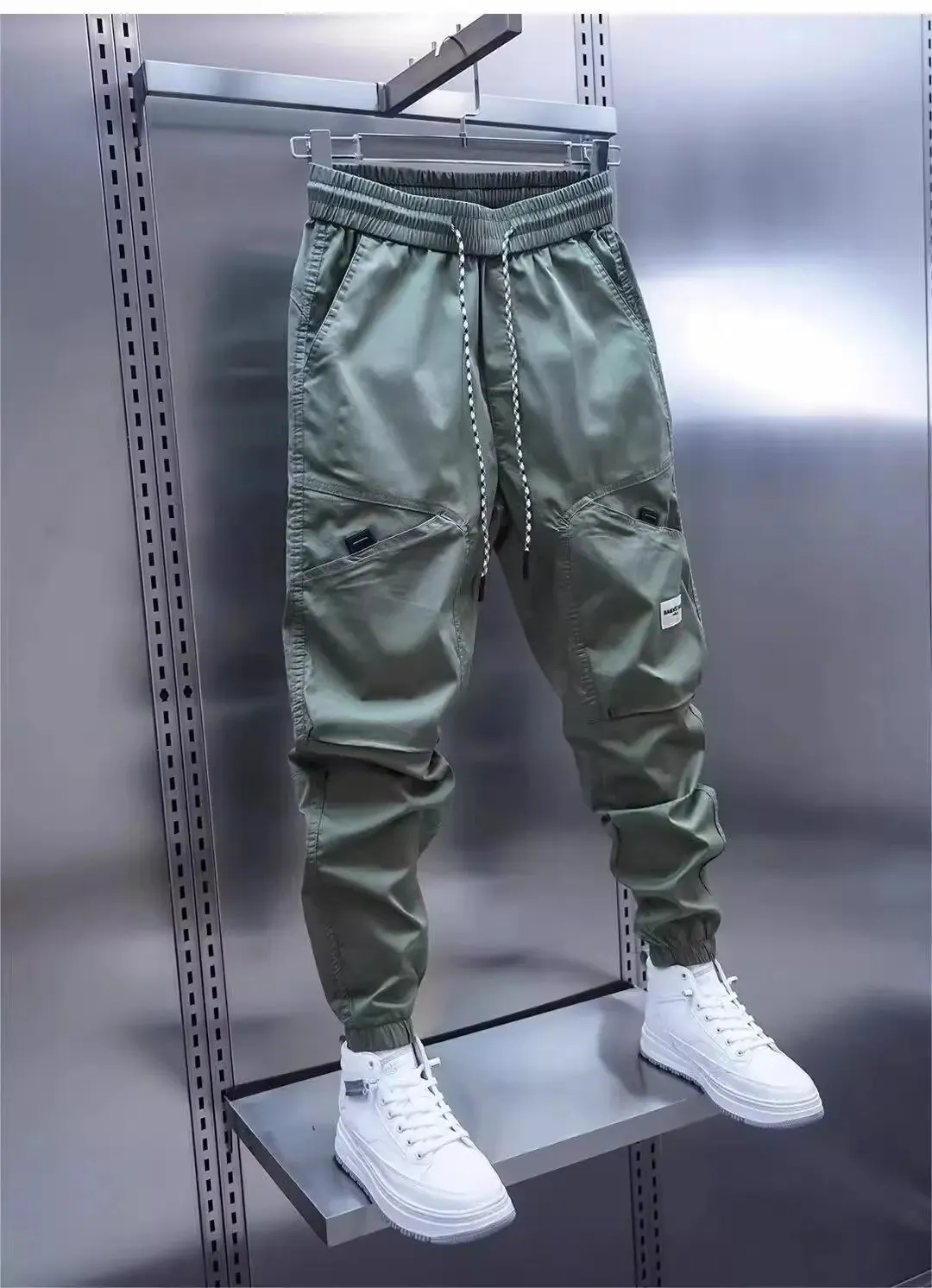Sporty Pants with Details