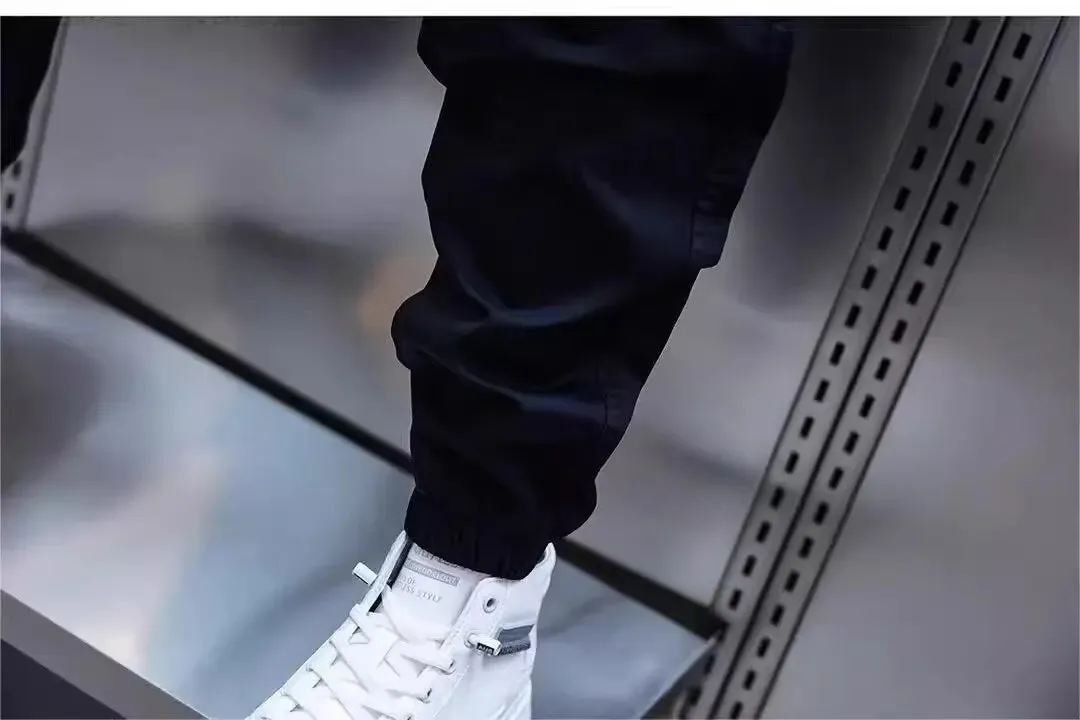 Sporty Pants with Details