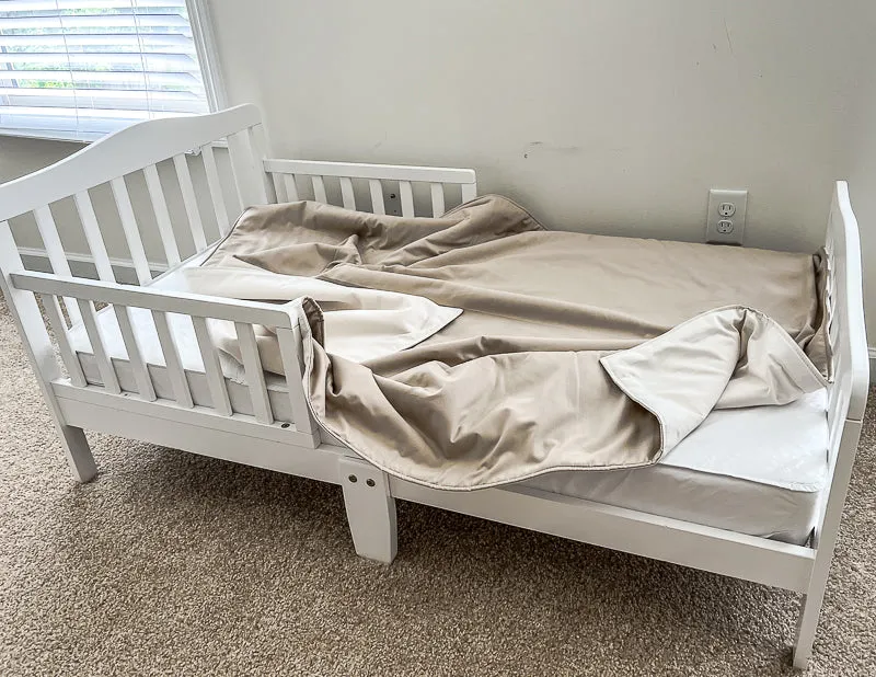 Tan and Natural Toddler Crib Bedding Set