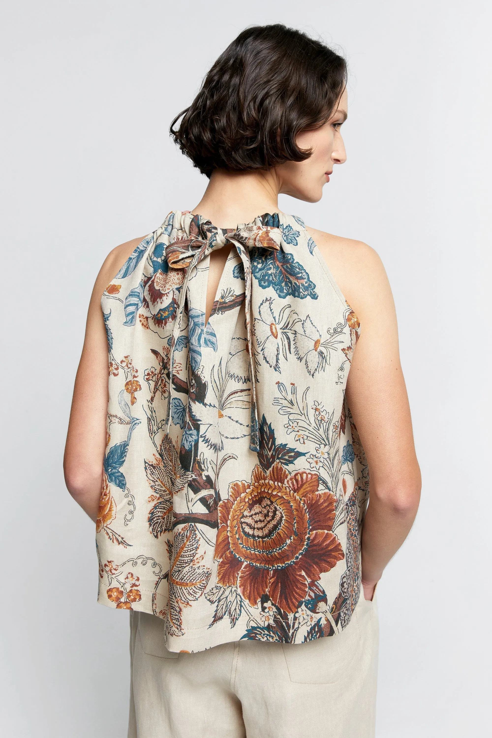 Wardian Bow Back Top Sand Multi