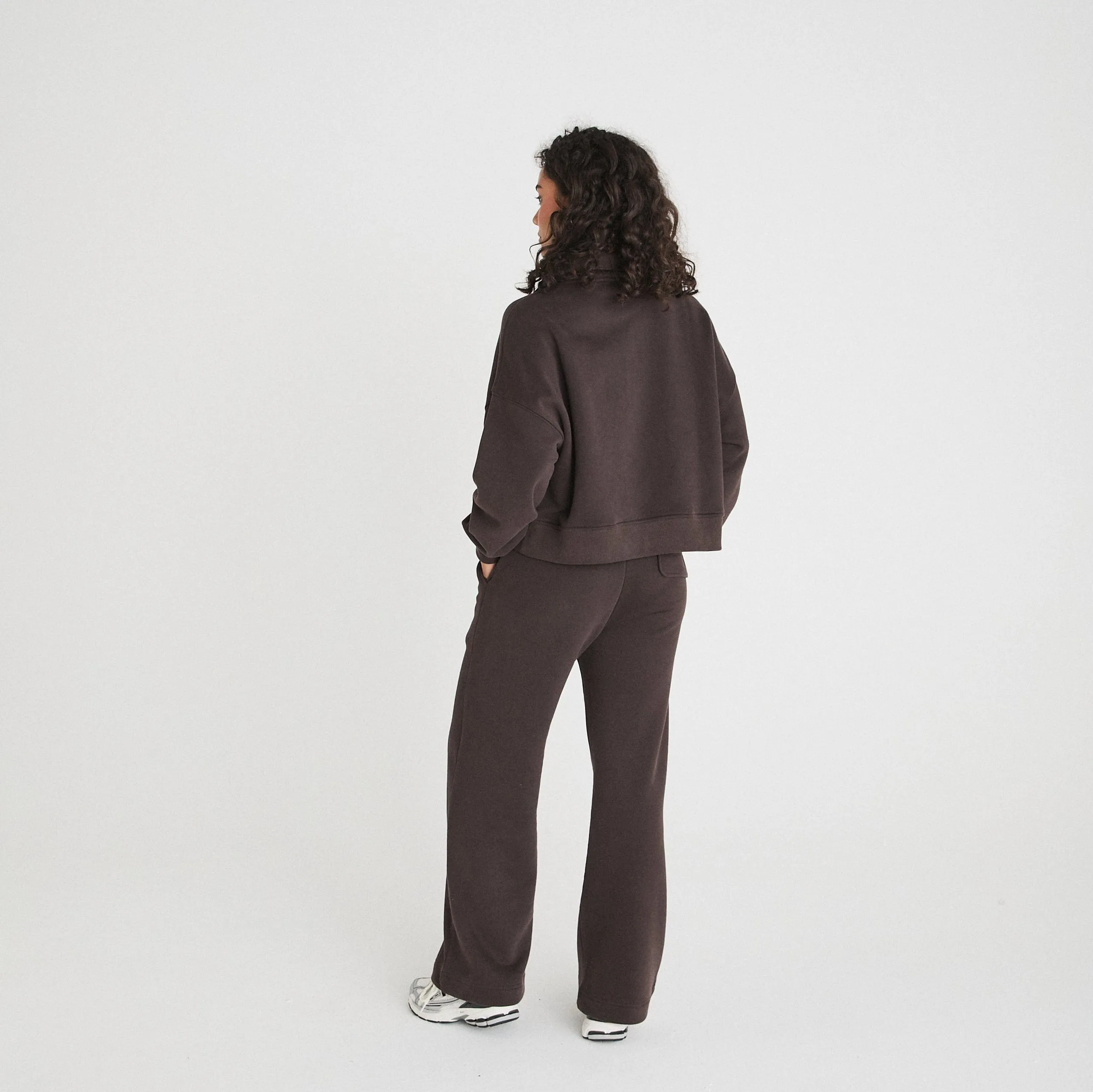 WIDE LEG JOGGERS - BITTER CHOC