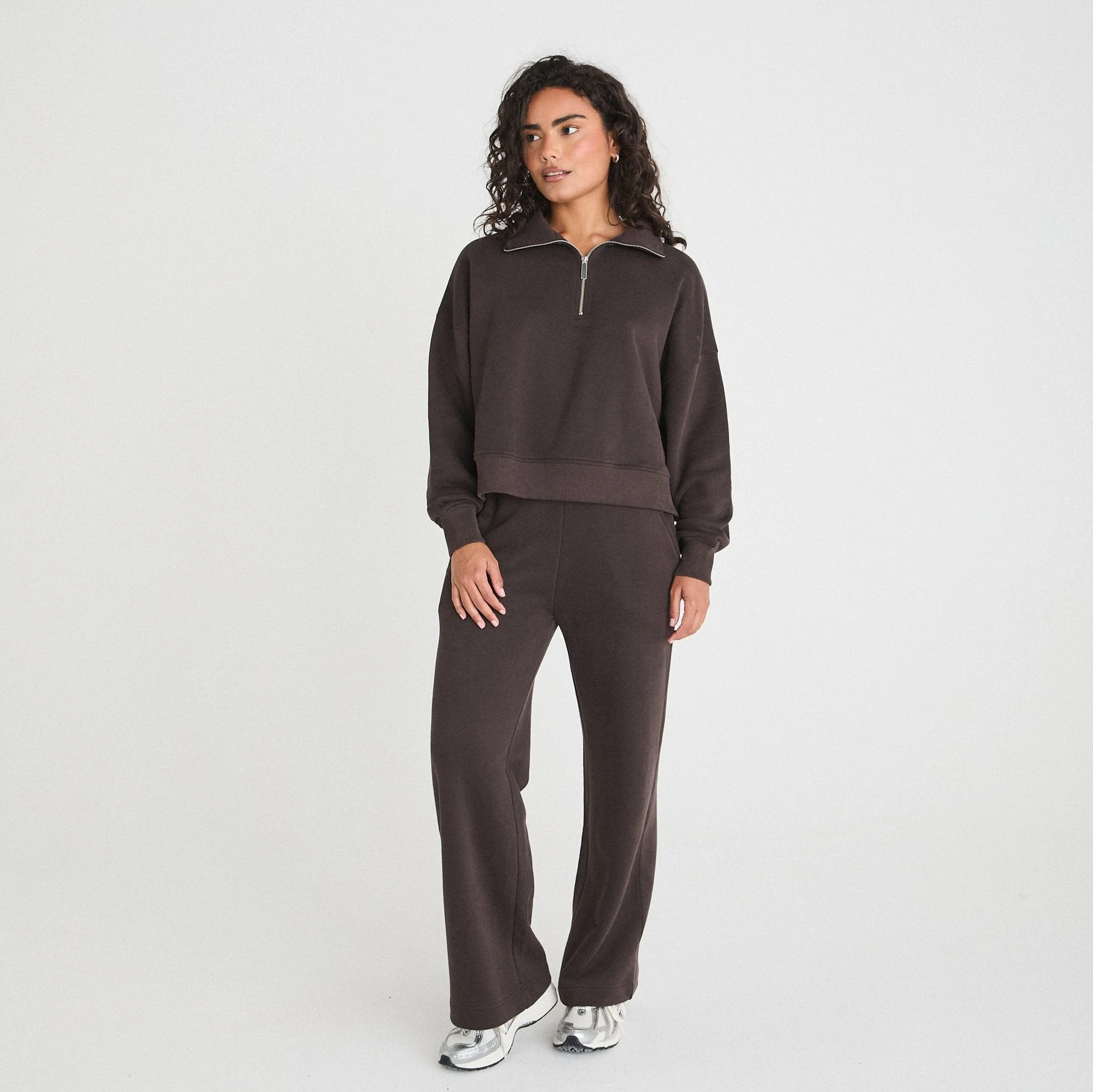 WIDE LEG JOGGERS - BITTER CHOC
